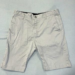 Men’s Volcom shorts
